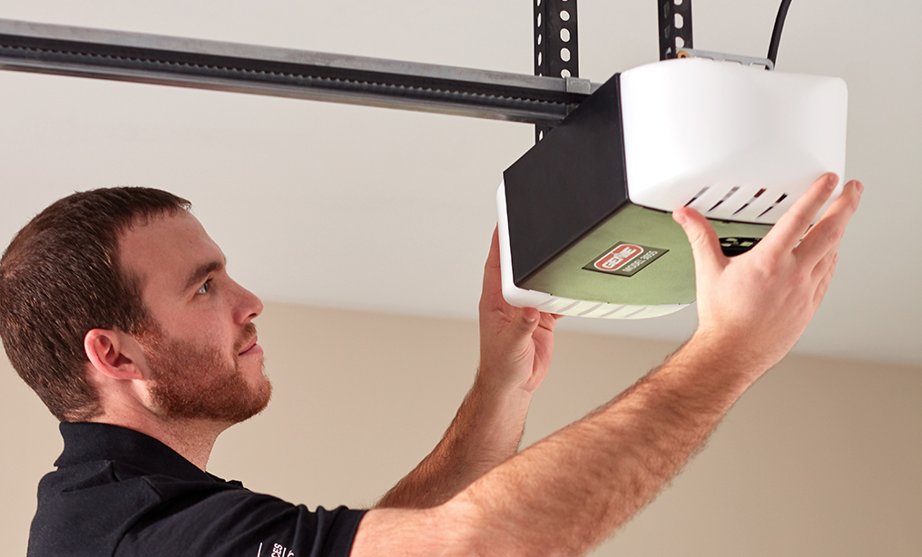 Setting Up Manual Overrides During Your Garage Door Opener Repair