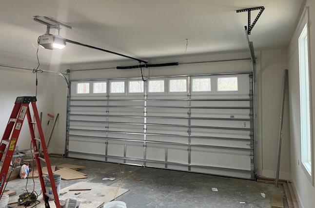Professional garage door repair certification badge for The Ridges, Weston