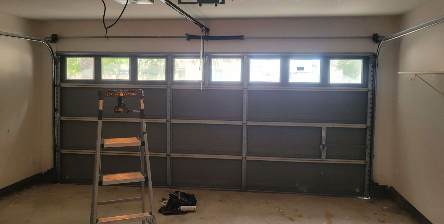 Fast & reliable same-day garage door repair services in Weston, FL. Trust our experts for quick fixes. Call now for immediate assistance!